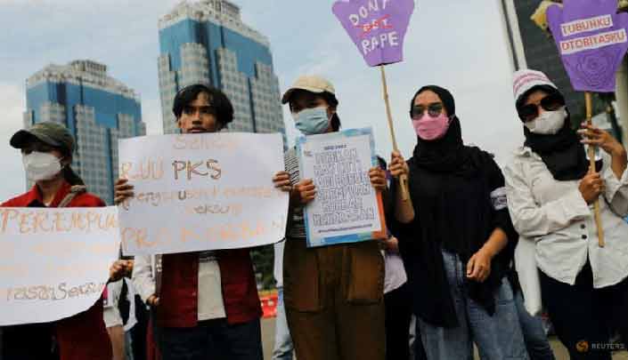 RUU kekerasan seksual telah lama ditunggu-tunggu.Penuntutan kejahatan seksual telah diperumit - Lintas 12 Portal Berita Indonesia