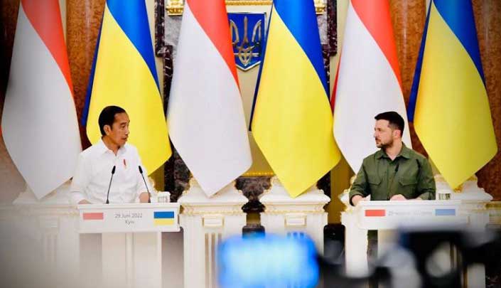 Presiden Jokowi dan Presiden Zelenskyy di Kyiv, Ukraina, 29 Juni 2022. [Foto: ANTARA/HO-Biro Pers Sekretariat Presiden]