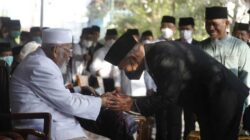Mantan narapidana terorisme Abu Bakar Ba'asyir Muncul di Upacara Hari Kemerdekaan, Mengejutkan - Lintas 12 Portal Berita Indonesia