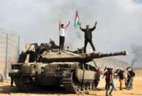 Pejuang Palestina Berhasil Membakar Tank Merkava dan Menduduki Pangkalan Militer Israel di Perbatasan Gaza
