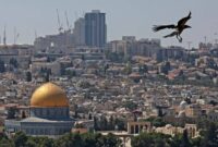 Pemandangan kompleks Masjid Al-Aqsa dan Kubah Batu di Kota Tua Yerusalem. [Foto: File/AFP]