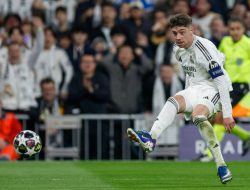 Real Madrid mengamuk: Hat-trick Valverde mengejutkan Man City