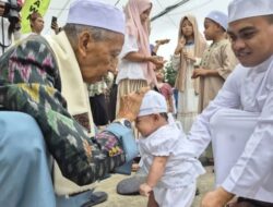 Ritual “Injak Bumi” tradisi masyarakat Melayu Jambi saat Lebaran