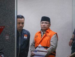 Yaqut lebaran bersama keluarga karena jadi tahanan rumah