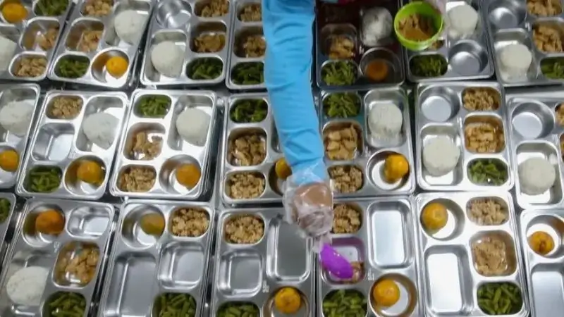 50 Santri Demak Diduga Keracunan Menu MBG: Nasi Goreng hingga Jeruk Jadi Penyebab