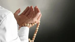 Adab Doa: Jangan Ucapkan "Ya Allah Jika Engkau Berkenan..." Ini Penjelasannya