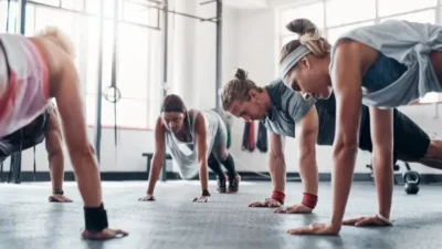 Berapa Banyak Push-Up yang Harus Anda Lakukan? Panduan Lengkap Berdasarkan Usia