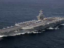 IRGC Iran Serang Kapal Induk AS Abraham Lincoln & Jet Tempur Musuh Jatuh di Teluk Persia