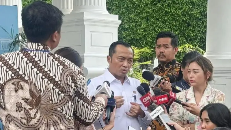 Istana Bantah Isu Reshuffle & Potong Gaji Menteri, Mensesneg Prasetyo Beri Sinyal Kuat Nasib Kabinet Prabowo