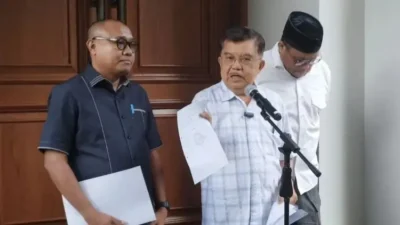 Jusuf Kalla Bantah Danai Rp5 M untuk Ijazah Jokowi, Siap Lapor Polisi
