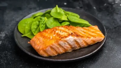 7 Makanan Ampuh Bantu Atasi Sleep Apnea: Dari Sayuran Hijau hingga Ikan Berlemak