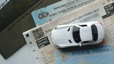 mobil listrik dan motor listrik kena pajak tahunan PKB mulai 1 April 2026 sesuai Permendagri 11 Tahun 2026