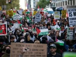 Peringatan 78 Tahun Nakba Palestina: Ribuan Warga AS Turun ke Jalan di New York hingga Washington