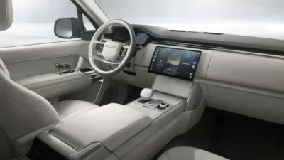 Range Rover SV Ultra Hadirkan Sistem Audio Dunia Pertama, Suara Seperti Konser Premium