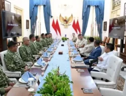 Prabowo Terima Panglima TNI dan Jajaran Bahas Program Strategis: Listrik Masuk Papua hingga 2.000 Jembatan Garuda